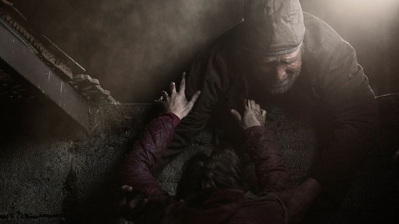 кадр из фильма Хребет дьявола