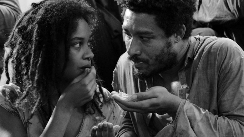 кадр из фильма Чрево моря