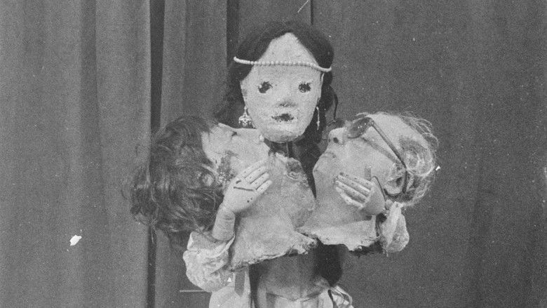 кадр из фильма Кости