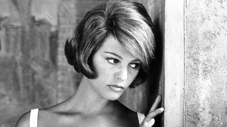 кадр из фильма Gli indifferenti