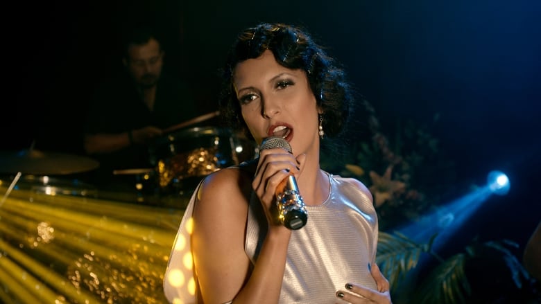 кадр из фильма Dry Martina