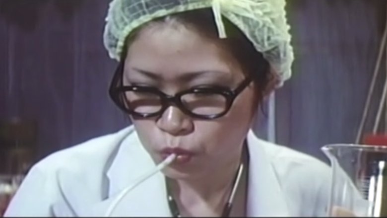 кадр из фильма 新・未亡人下宿　すぐ入れます