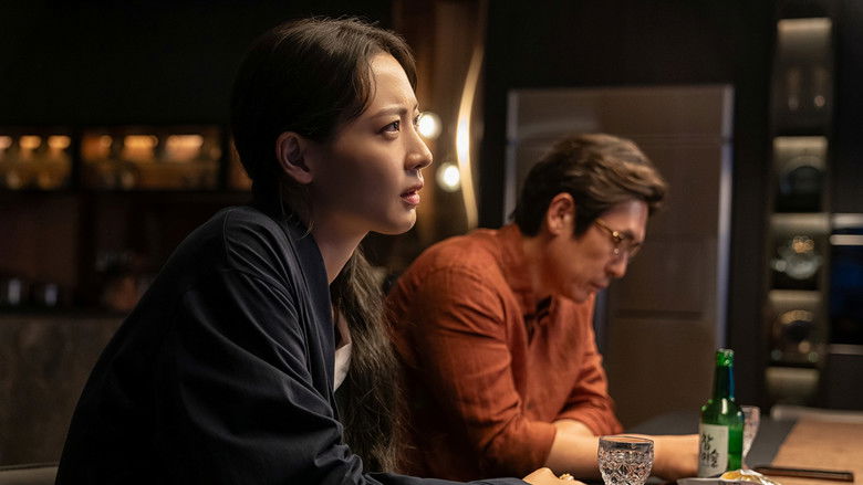 кадр из фильма Нормальная семья