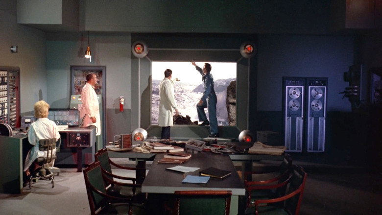 кадр из фильма Путешественники во времени