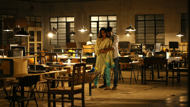 кадр из фильма வேலையில்லா பட்டதாரி 2