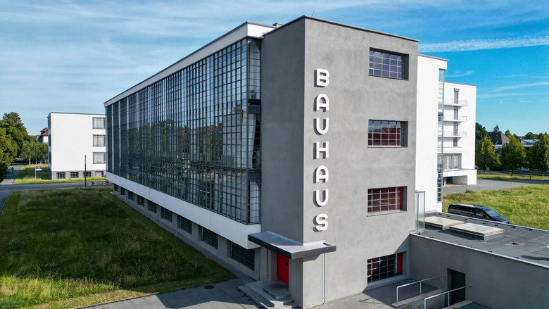 кадр из фильма Wie wollen Wir leben? - 100 Jahre Bauhaus Dessau