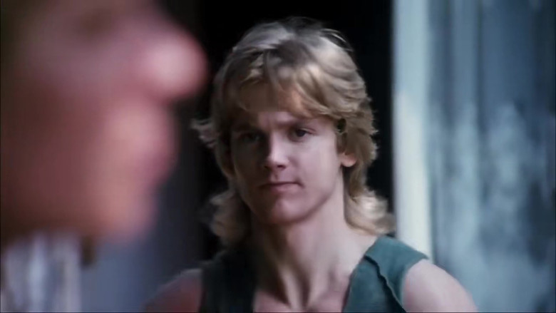 кадр из фильма Выродок