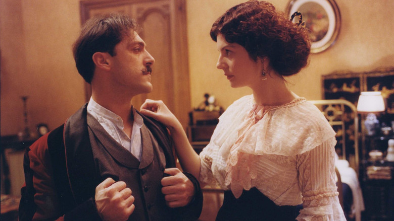 кадр из фильма Обретенное время