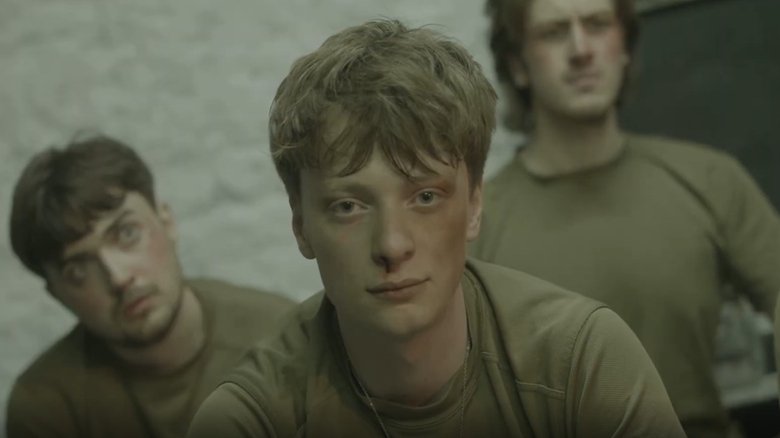 кадр из фильма WORMS