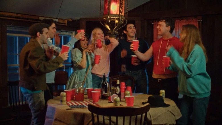 кадр из фильма Кровавый сарай