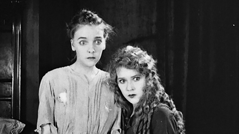 кадр из фильма A Little Princess