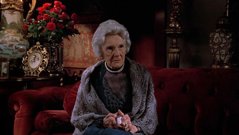 кадр из фильма Семейный заговор