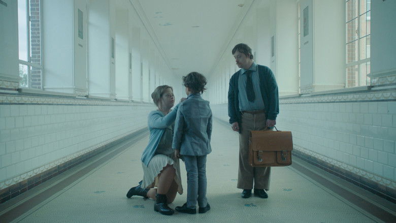 кадр из фильма Downside Up