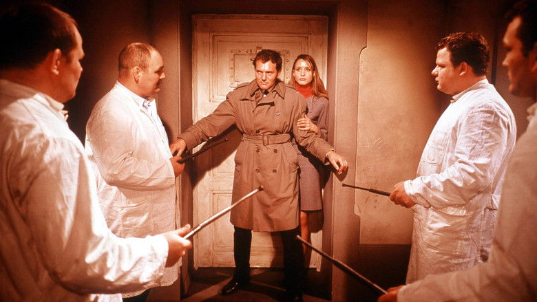 кадр из фильма Синяя рука