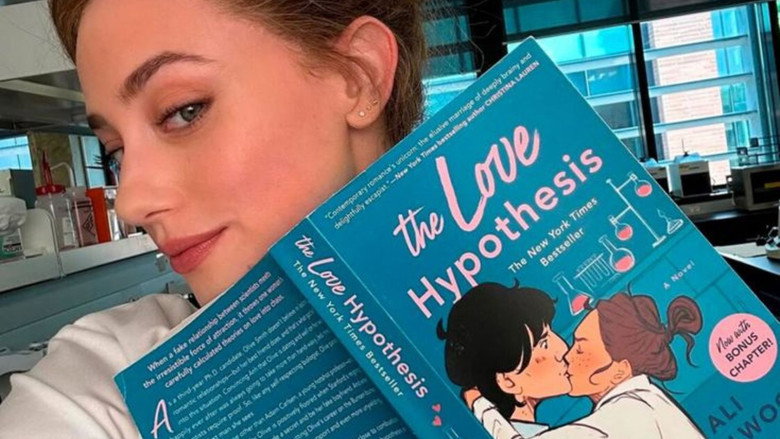 кадр из фильма The Love Hypothesis