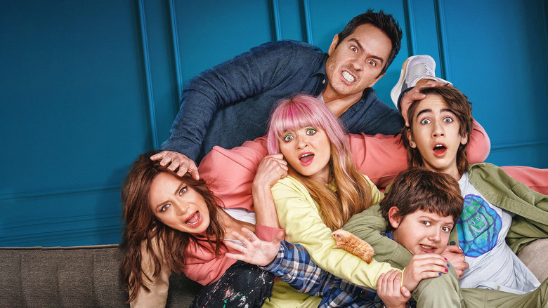 кадр из фильма Papá o Mamá