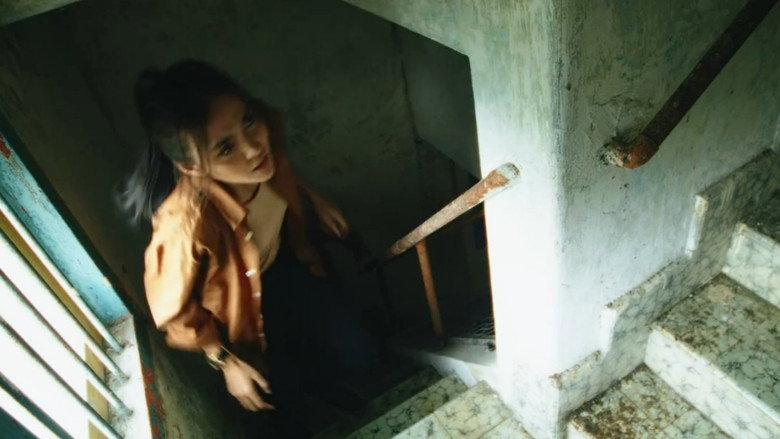 кадр из фильма Setan Alas!