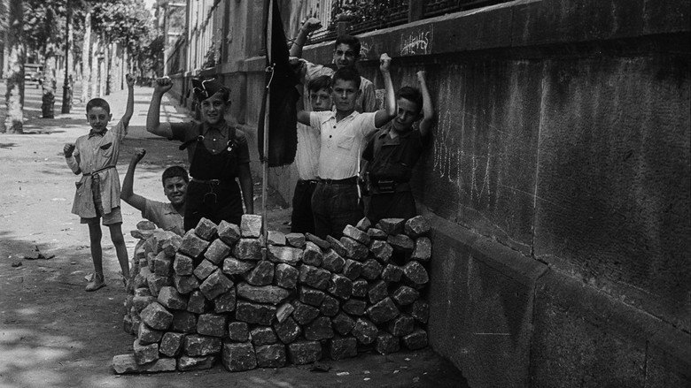 кадр из фильма La capsa vermella: la guerra infinita d'Antoni Campañà