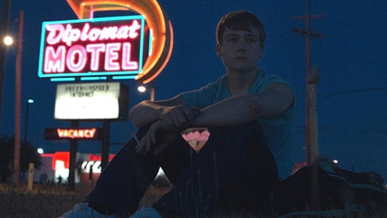 кадр из фильма The Space Between Us