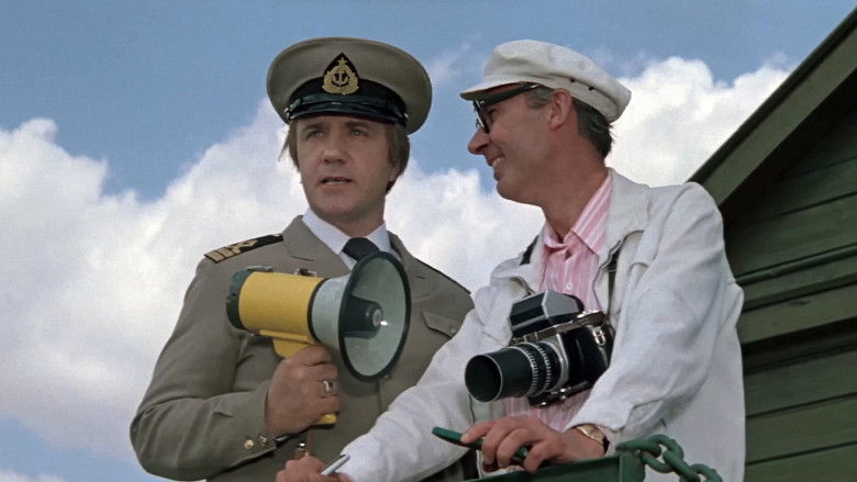 кадр из фильма Ты - мне, я - тебе