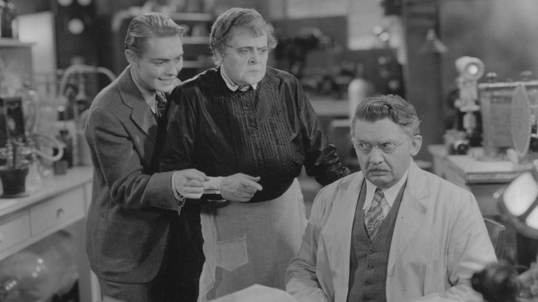 кадр из фильма Эмма