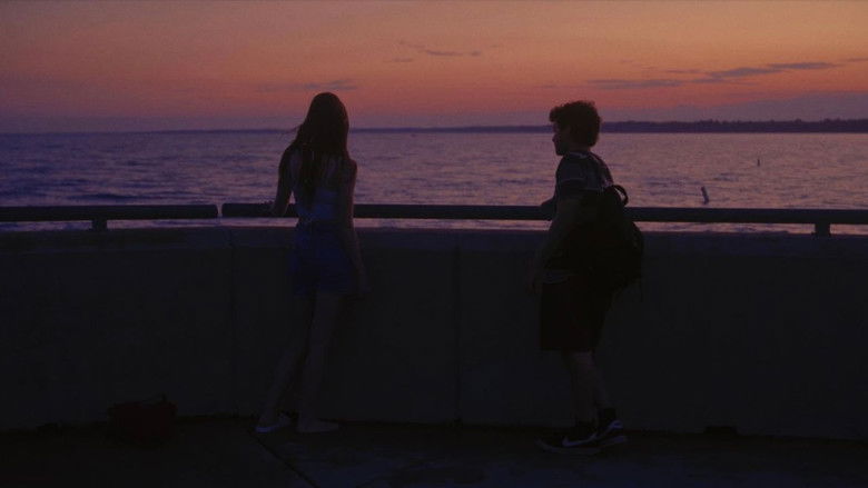 кадр из фильма Crashing Tides