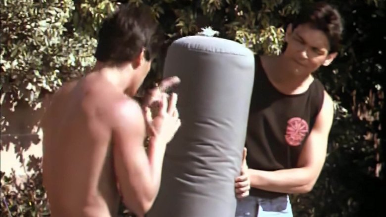 кадр из фильма Огненное кольцо