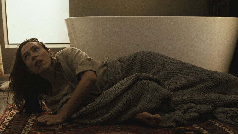 кадр из фильма Дом на другой стороне