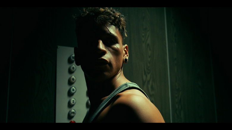 кадр из фильма Las paredes del horror