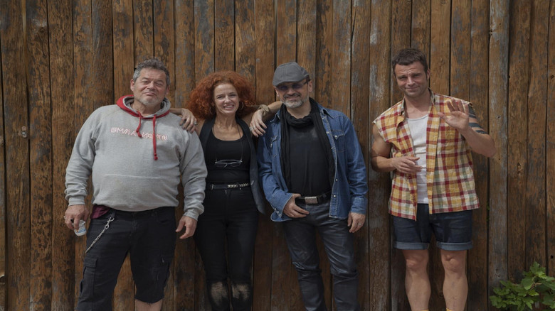 кадр из фильма Por tus muertos