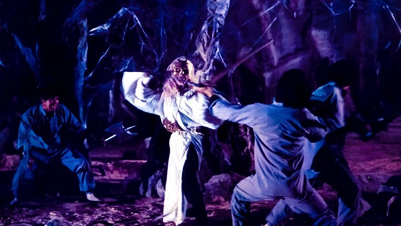 кадр из фильма Легенда о семи золотых вампирах