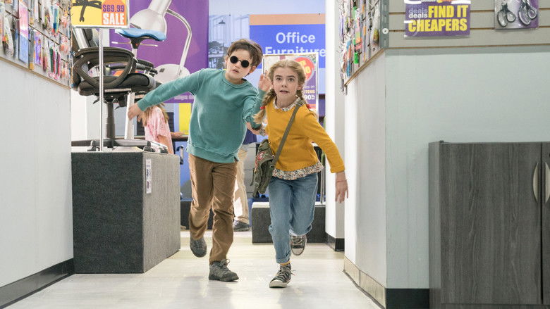 кадр из фильма Флора и Улисс