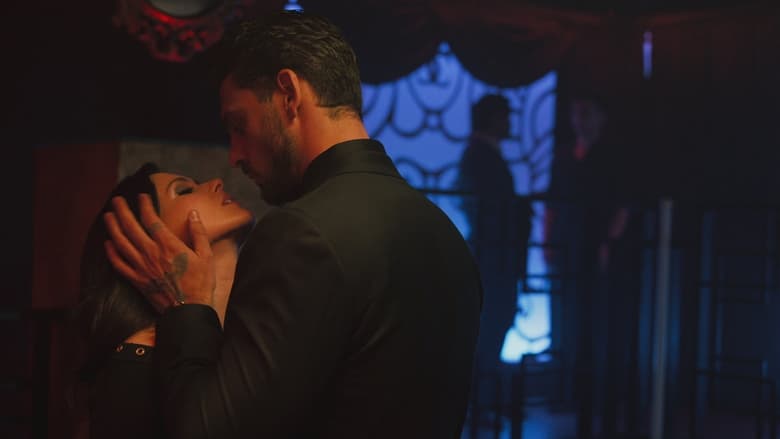 кадр из фильма Еще 365 дней