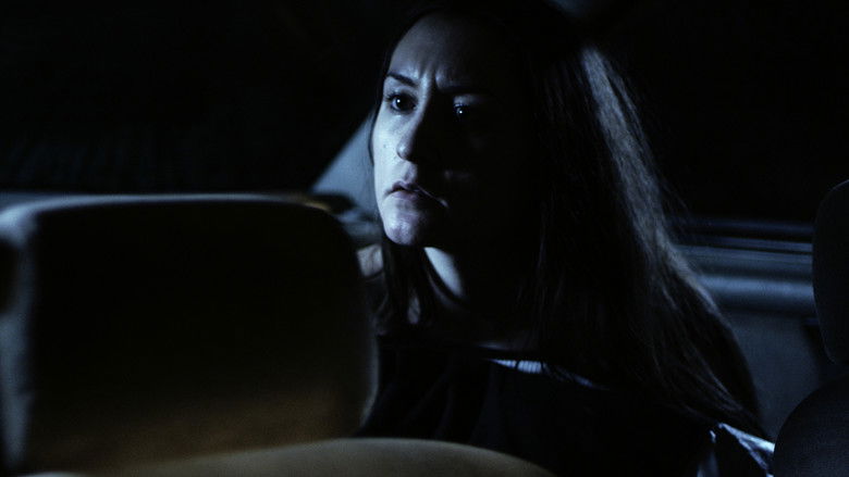 кадр из фильма Восход тёмной луны