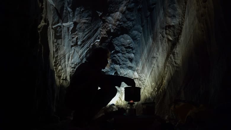 кадр из фильма Caveman - Il gigante nascosto