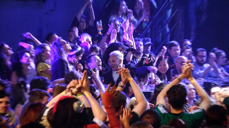 кадр из фильма Т2 Трейнспоттинг (На игле 2)