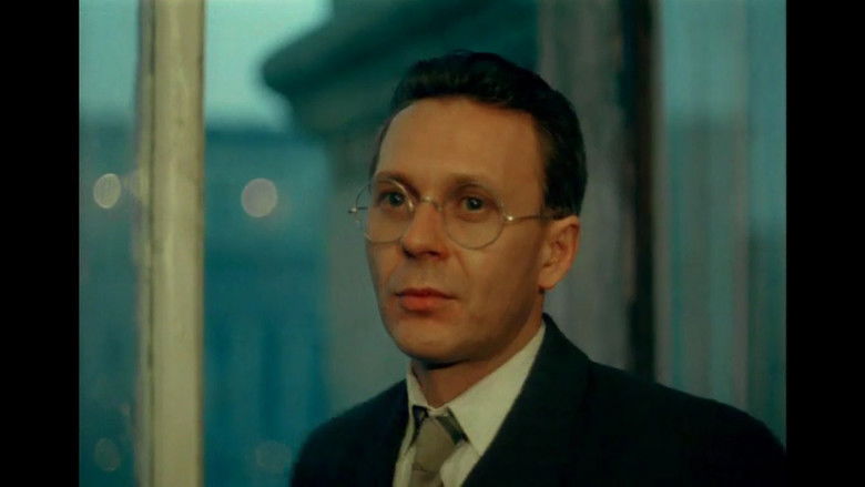 кадр из фильма Железный занавес