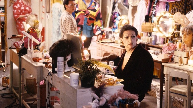 кадр из фильма Сентиментальная песня