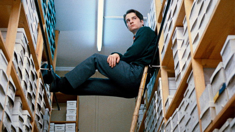 кадр из фильма Украденные поцелуи