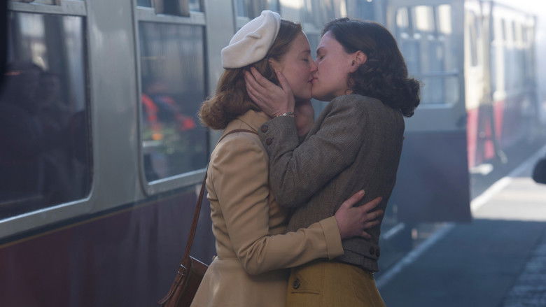 кадр из фильма Расскажи об этом пчелам