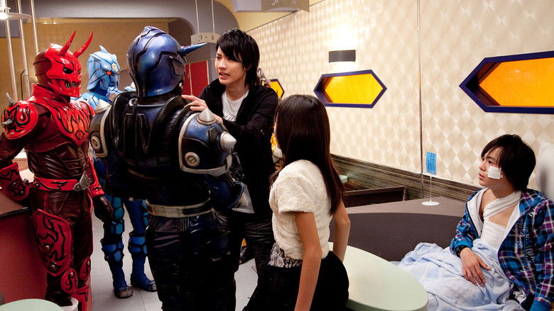 кадр из фильма 劇場版 超・仮面ライダー電王&ディケイド NEOジェネレーションズ 鬼ヶ島の戦艦