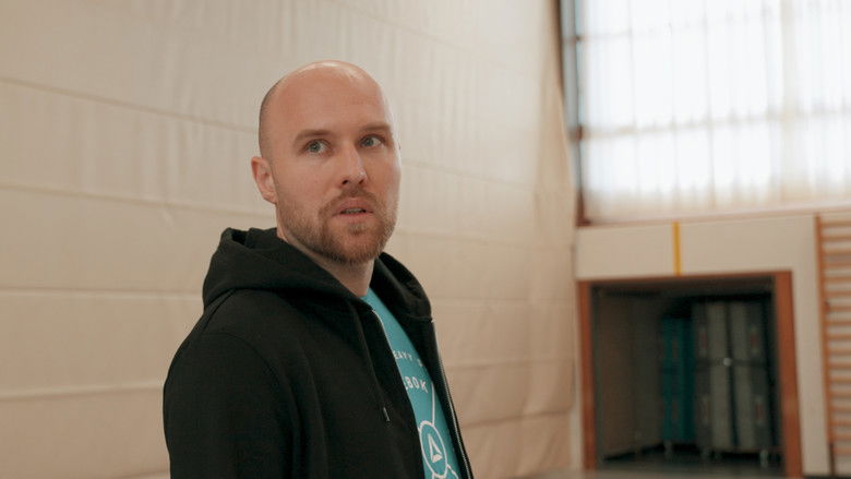 кадр из фильма FREEDOM