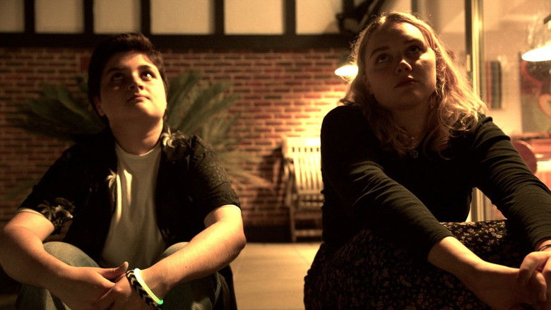 кадр из фильма When the Lights Go Out