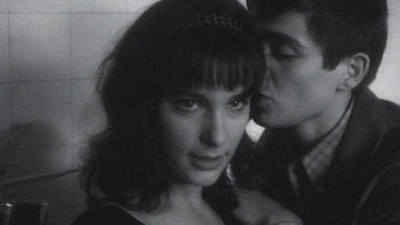 кадр из фильма Les Godelureaux