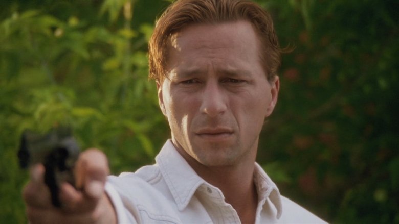 кадр из фильма Когда пуля попадает в цель