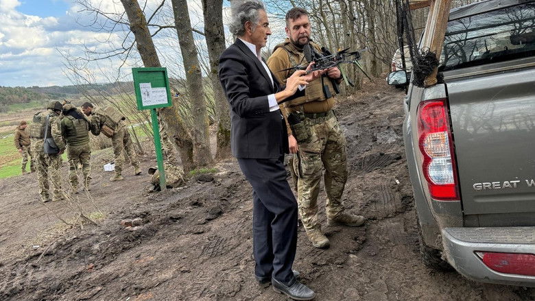 кадр из фильма Notre Guerre