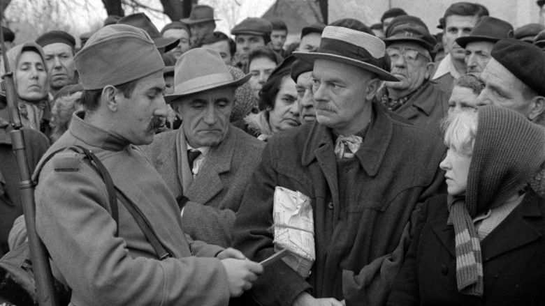 кадр из фильма Три