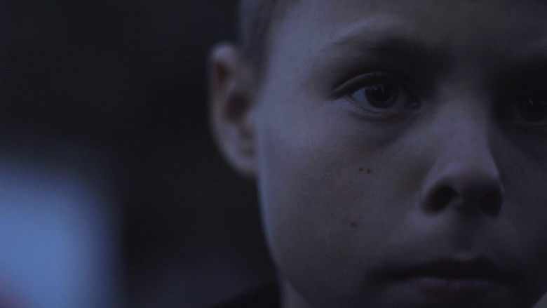 кадр из фильма Пісні землі, що повільно горить