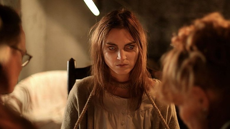 кадр из фильма Экзорцизм Карен Уокер