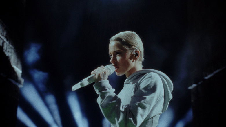 кадр из фильма TINI: Un mechón de pelo